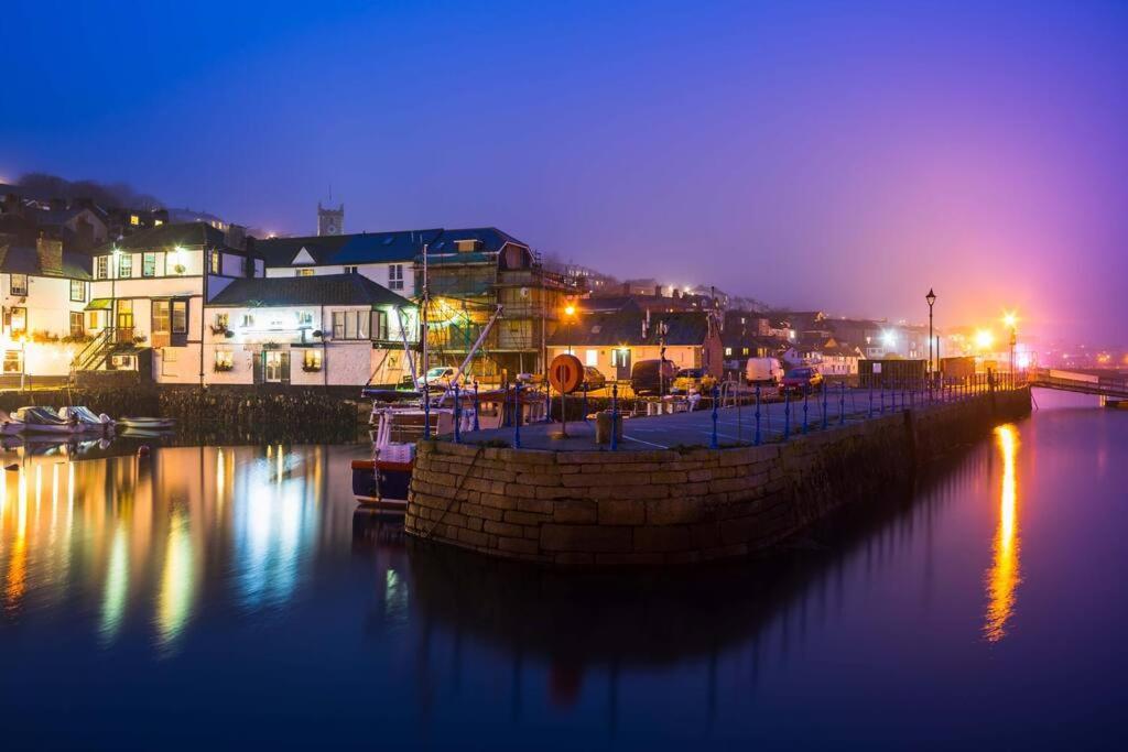 The Nest, Central Falmouth, 10 Mins To The Beaches And Off Street Parking Exterior foto